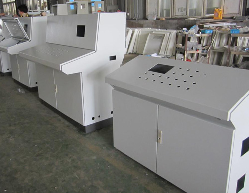 工業(yè)控制臺